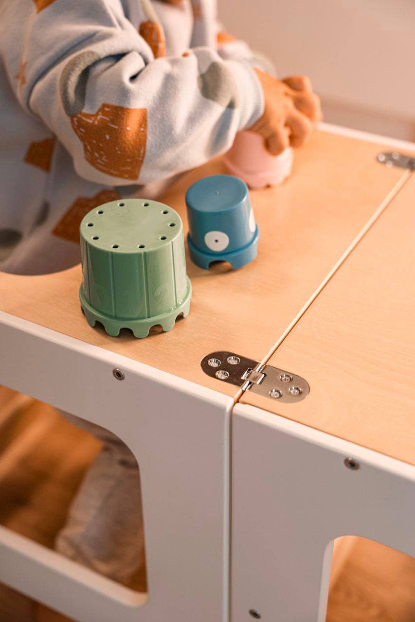 KIFFT Learning Tower / Table Set