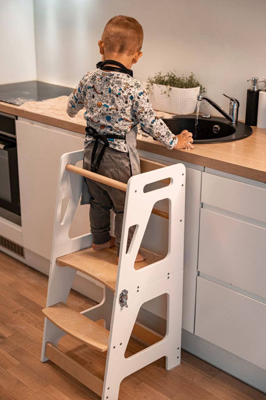 KIFFT Learning Tower / Table Set